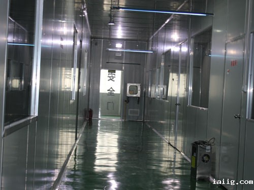 进行化妆品贴牌加工应该如何全面调查？